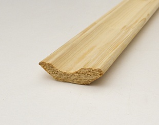 Плинтус фигурный 16x60x3000 сорт В